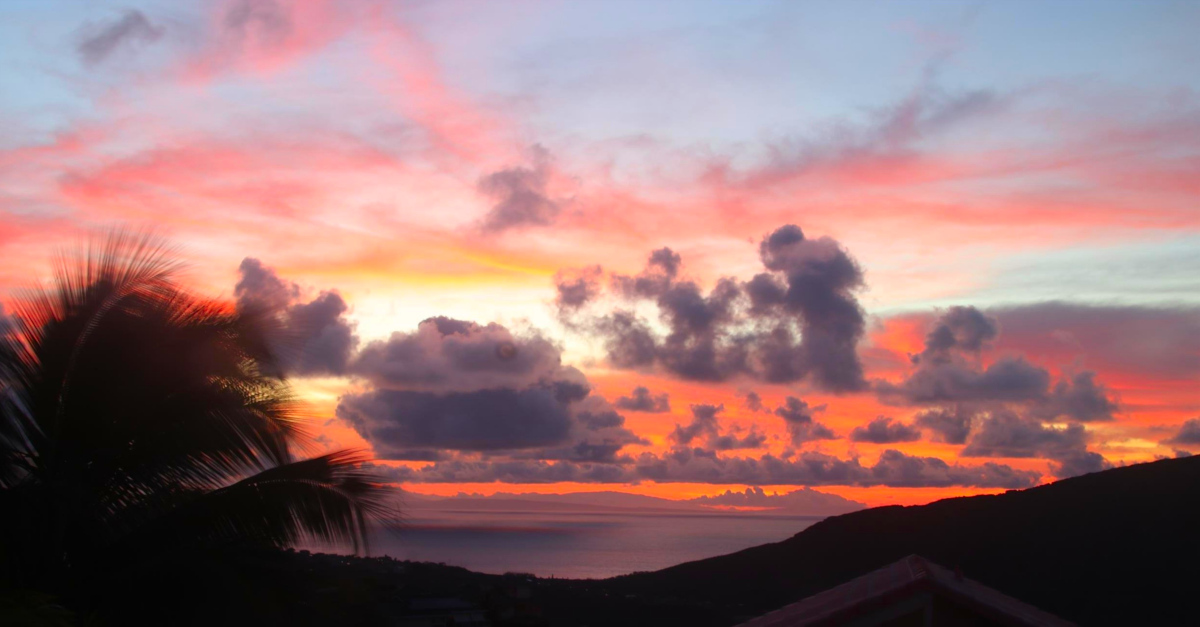 Sunrise over Halekala